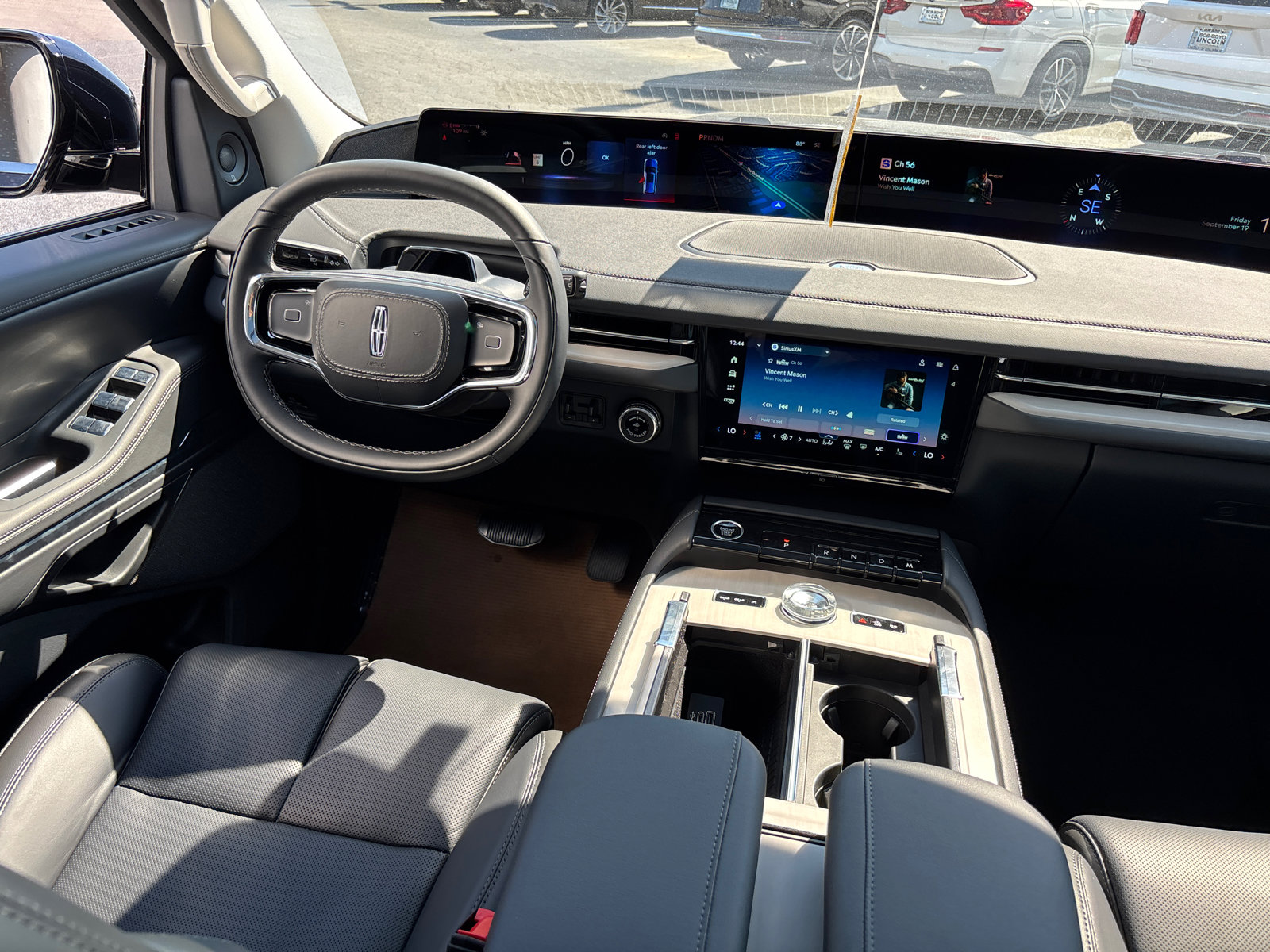 New 2025 Lincoln Navigator Reserve image 31