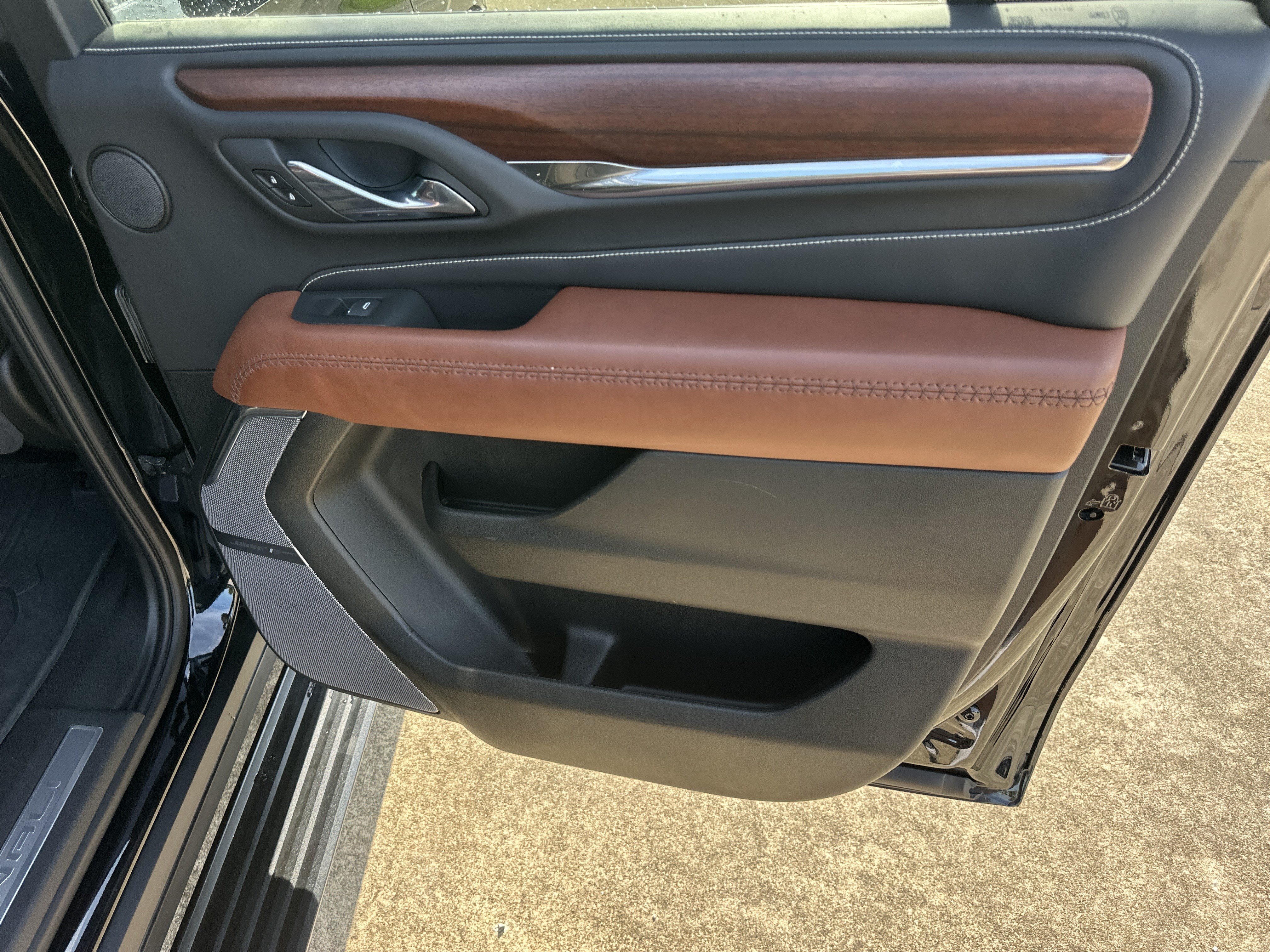 Certified 2023 GMC Yukon XL Denali Ultimate AWD/4WD image 17