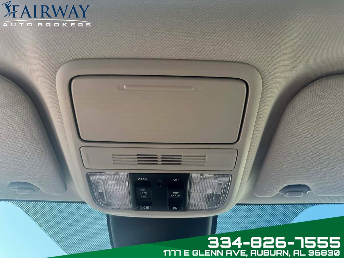 Used 2025 Honda Odyssey EX-L image 24