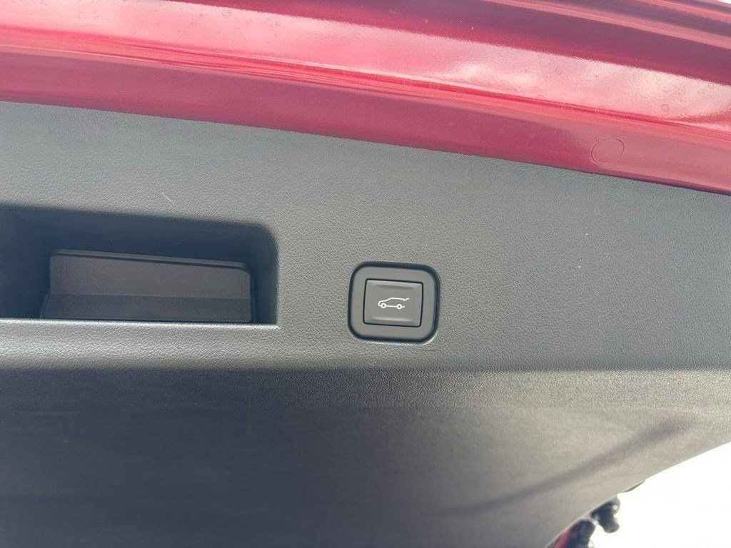 New 2025 GMC Acadia Elevation w/ Elevation Premium Package image 40