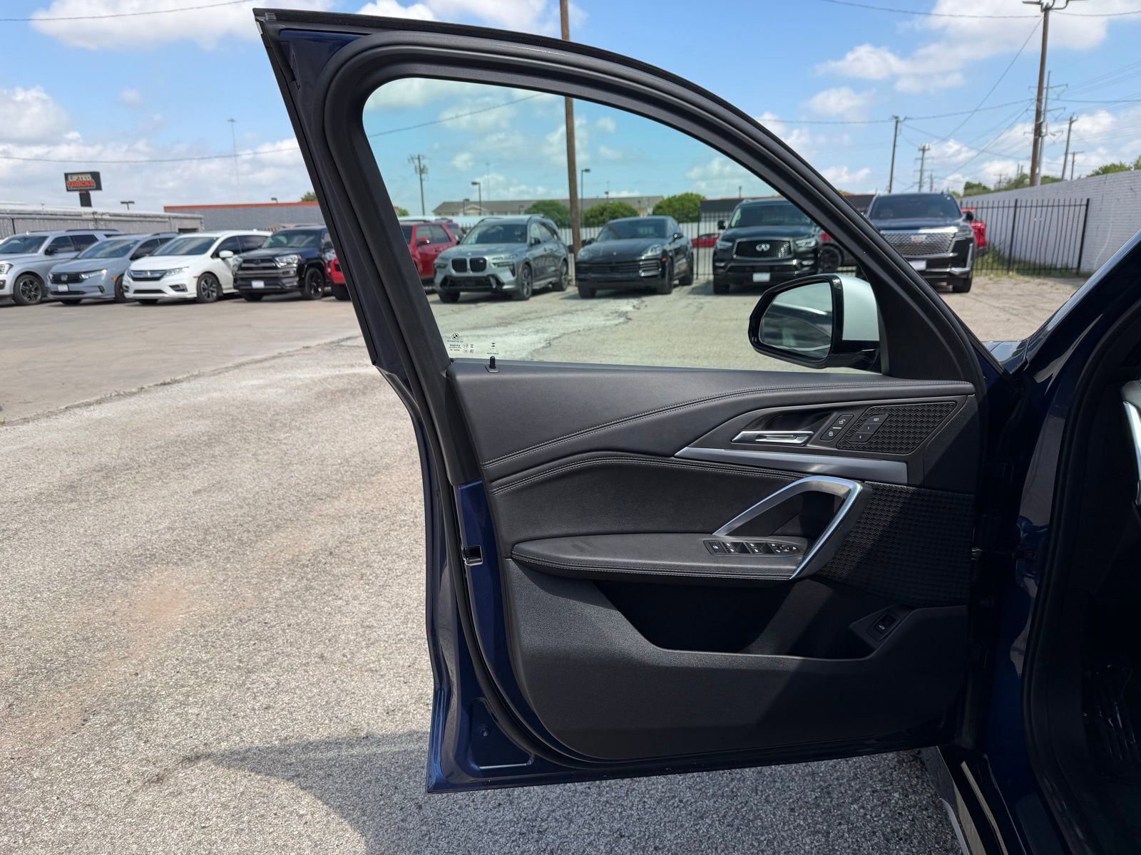 Used 2023 BMW X1 xDrive28i w/ Convenience Package image 21