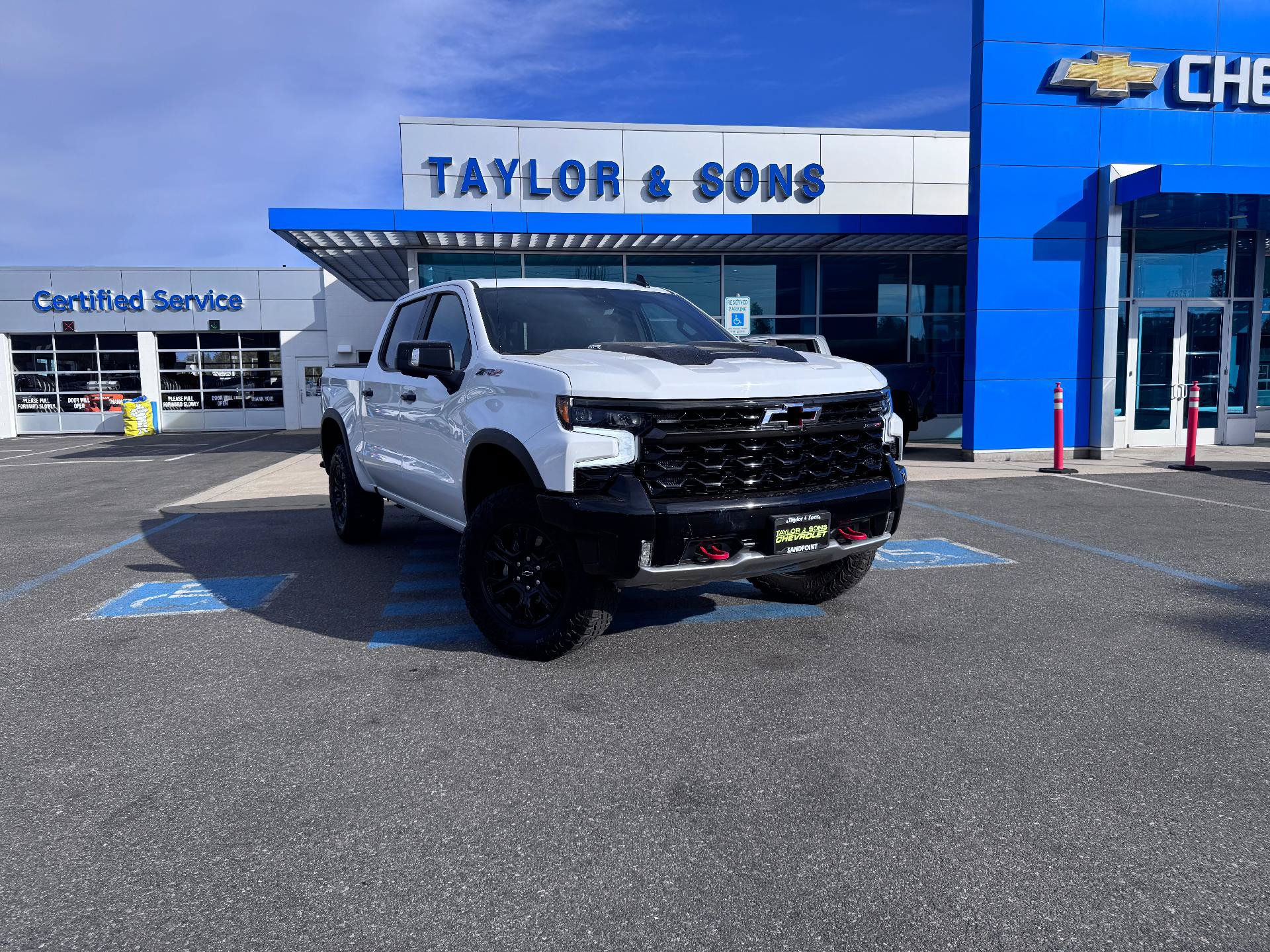 Used 2022 Chevrolet Silverado 1500 ZR2 w/ Technology Package