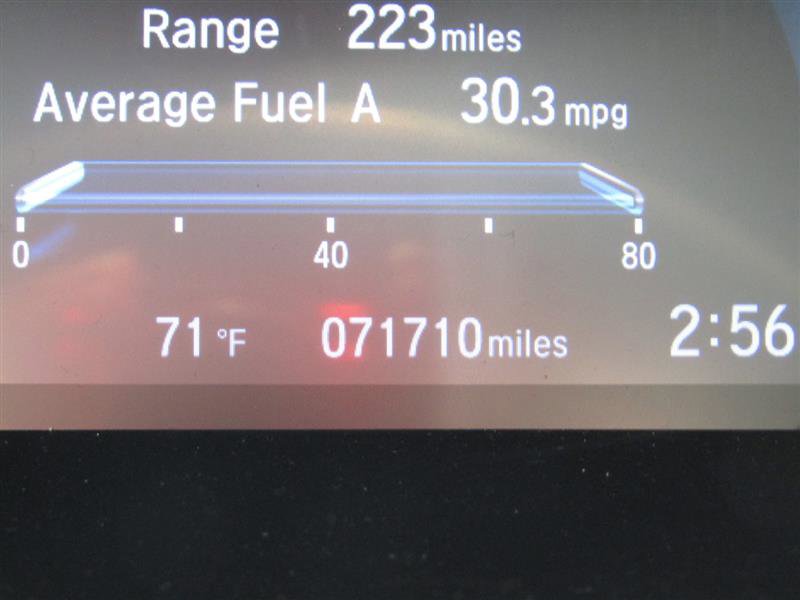 Used 2018 Honda Civic Touring image 19