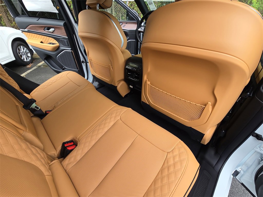 New 2025 Jeep Grand Cherokee Summit w/ Luxury Tech Group V image 12