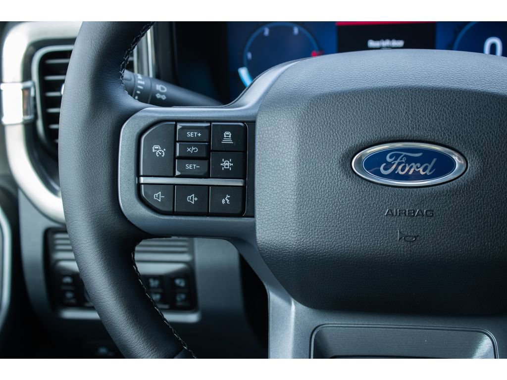 New 2026 Ford F350 Lariat image 30