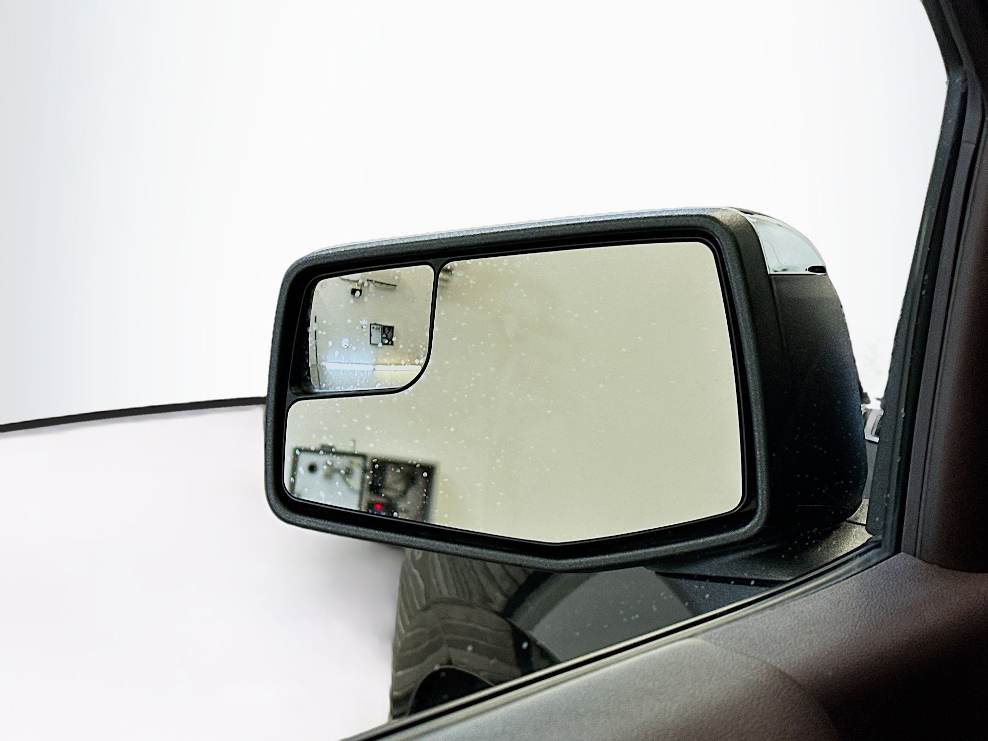 Used 2023 Chevrolet Silverado 1500 LT image 16