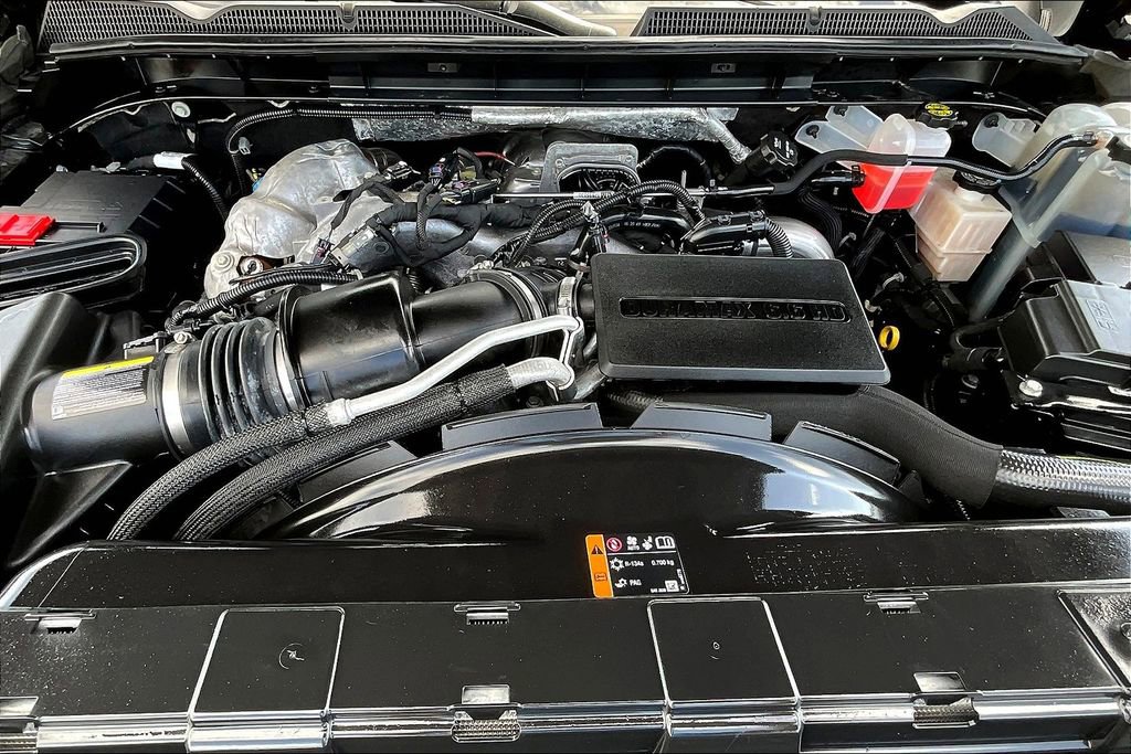 Used 2024 GMC Sierra 2500 AT4X image 11