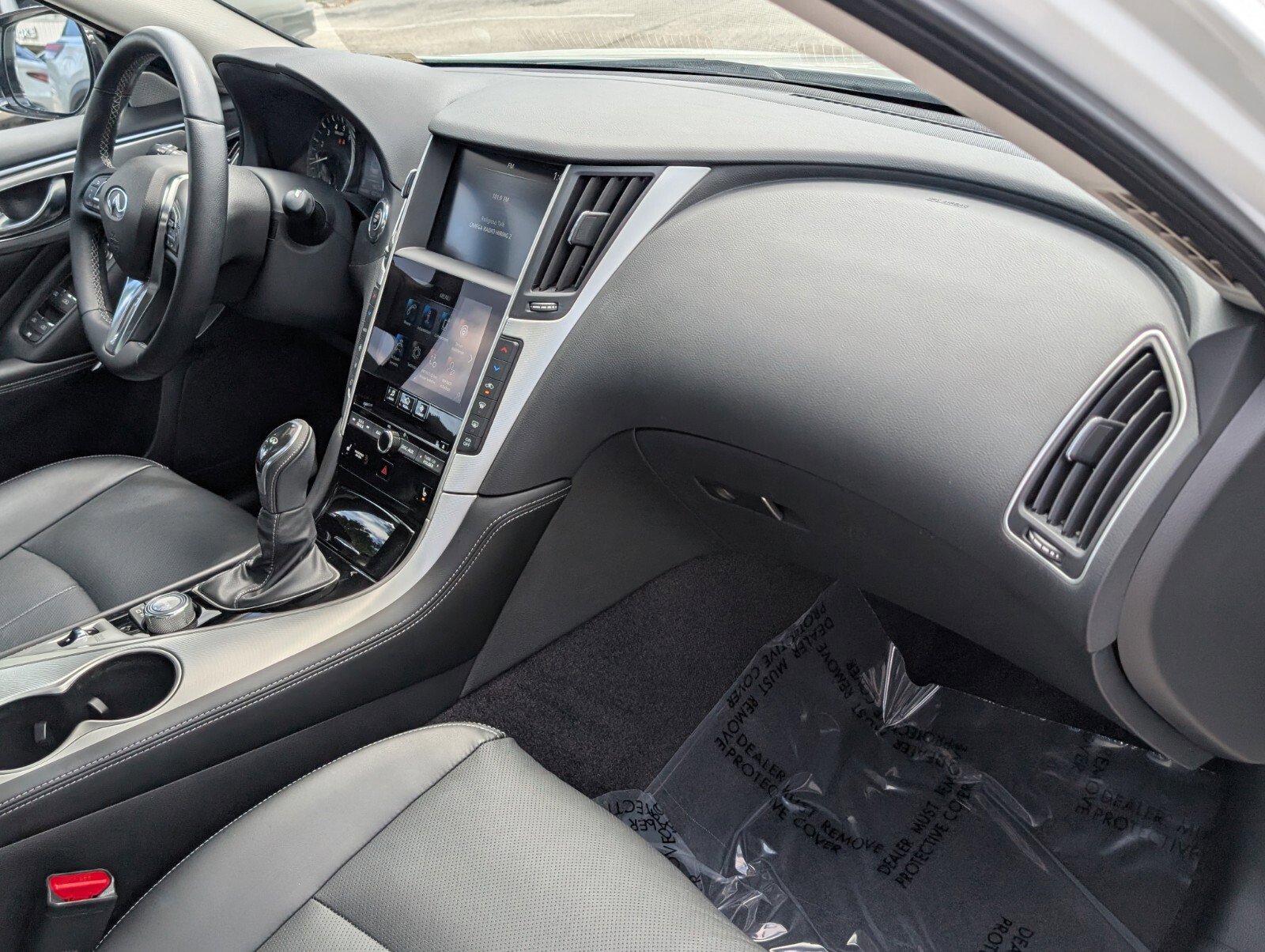 Used 2023 INFINITI Q50 Luxe w/ Cargo Package RWD image 12