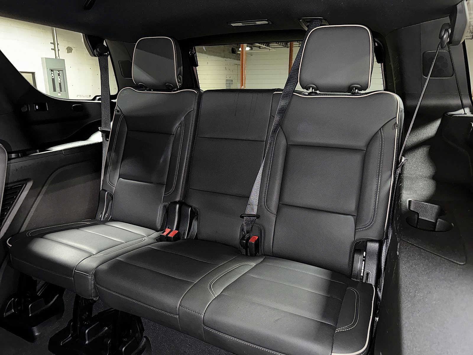 Used 2024 Chevrolet Tahoe Premier AWD/4WD image 18
