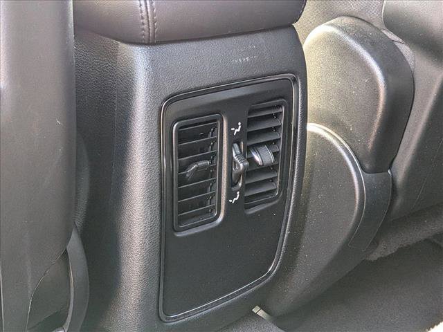 Used 2018 Jeep Grand Cherokee Laredo image 17