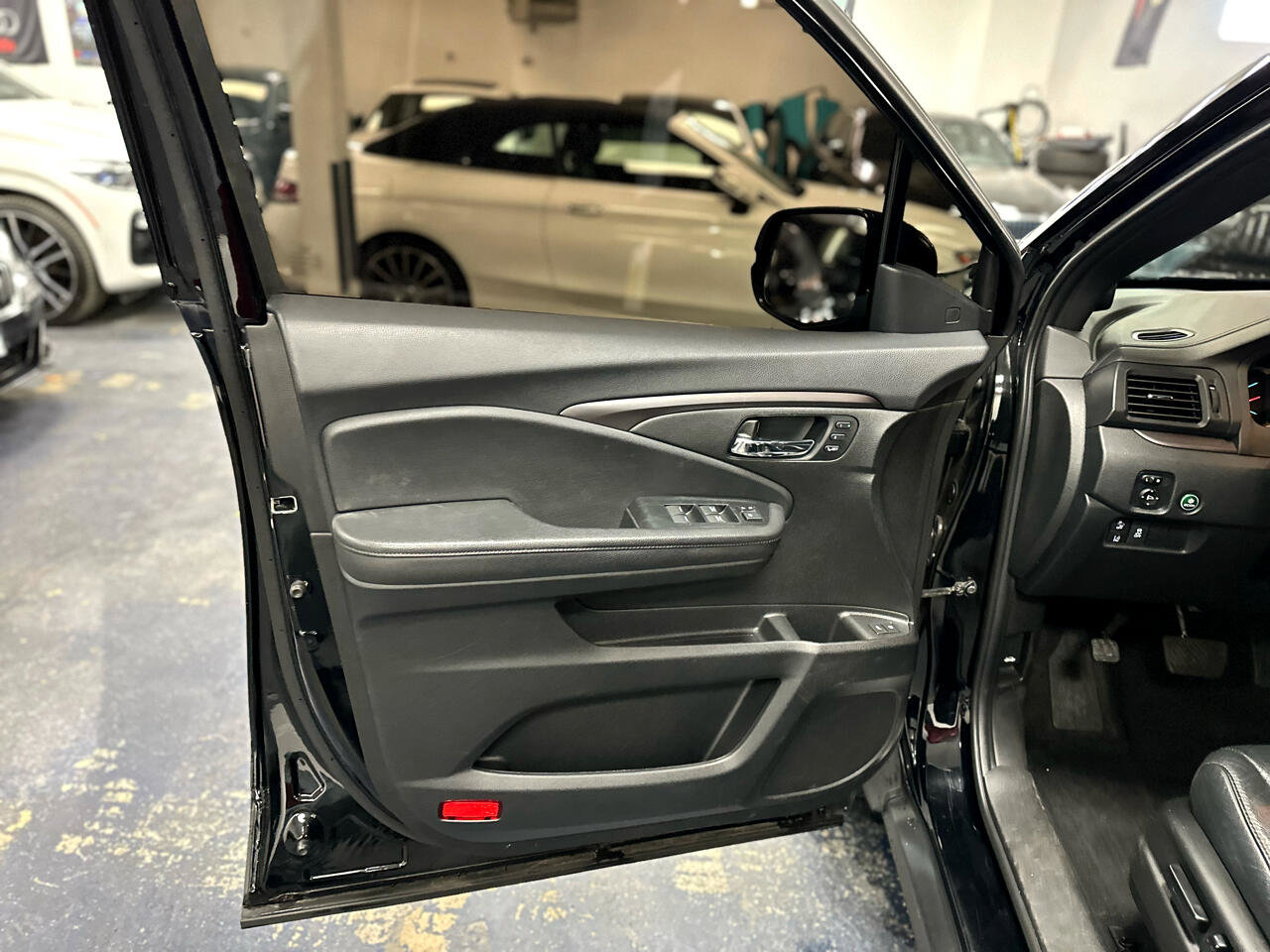 Used 2021 Honda Passport EX-L image 12