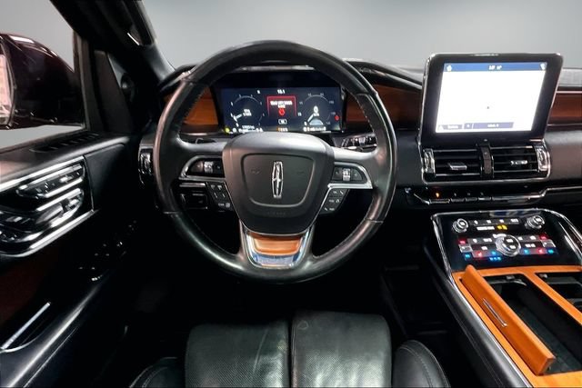 Used 2019 Lincoln Navigator Reserve AWD/4WD image 10