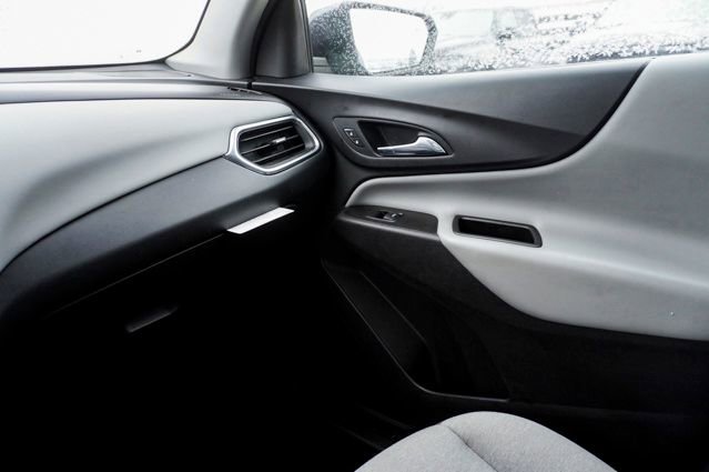 Used 2022 Chevrolet Equinox LT w/ Driver Convenience Package image 28