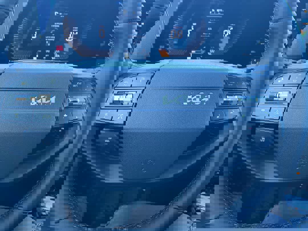 New 2026 Kia Sportage EX image 14