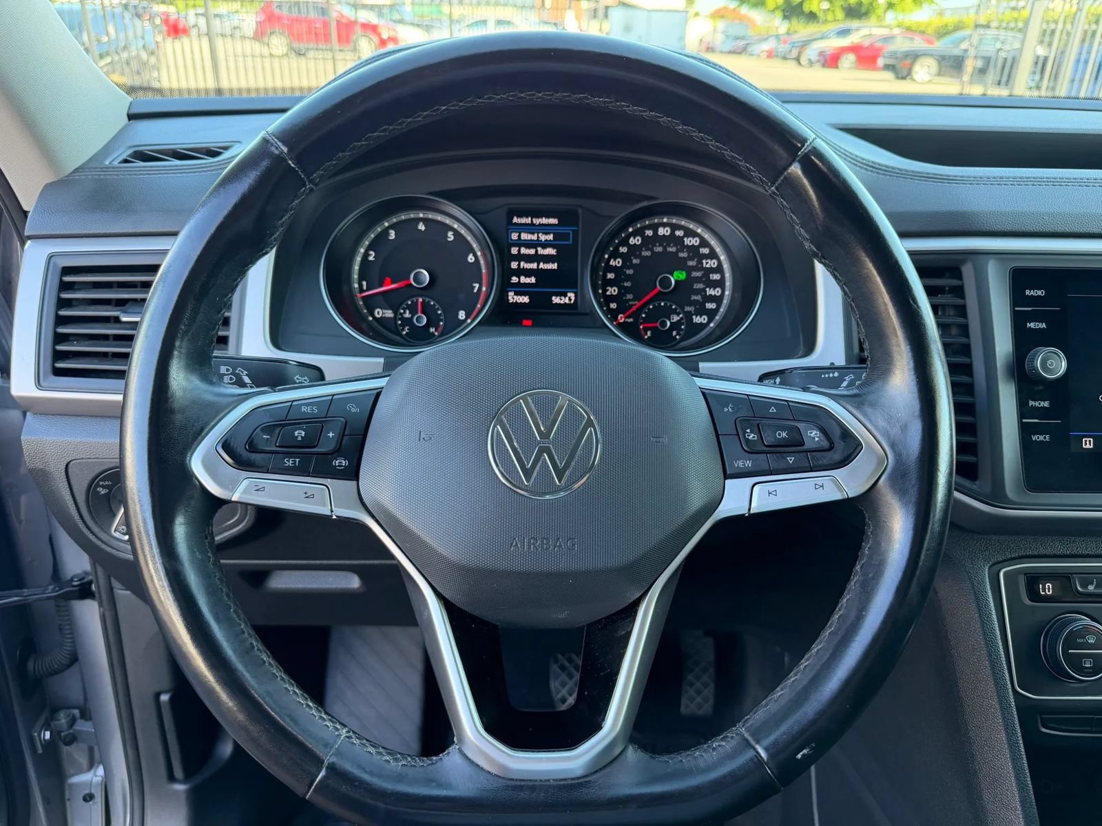 Used 2021 Volkswagen Atlas SE w/ Panoramic Sunroof Package FWD image 45
