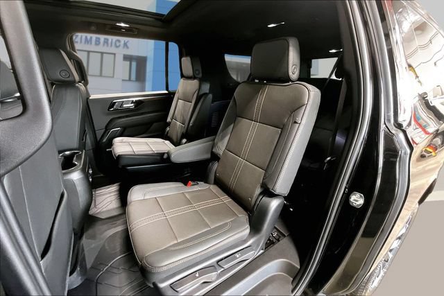 New 2026 Chevrolet Suburban High Country AWD/4WD image 11