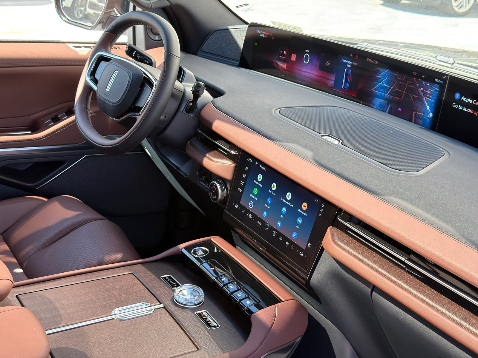 New 2027 Lincoln Navigator Reserve AWD/4WD image 11