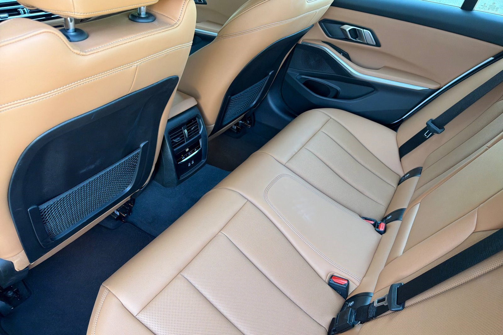 Used 2023 BMW 330i 330i w/ Premium Package image 15