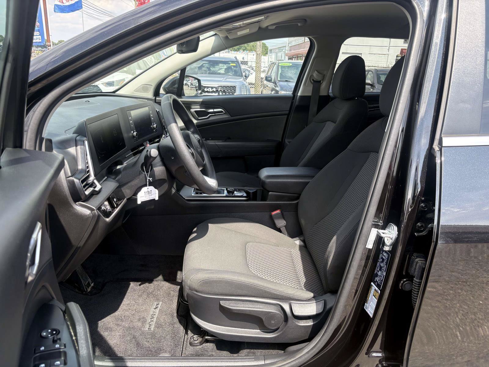 Certified 2023 Kia Sportage LX AWD/4WD image 20