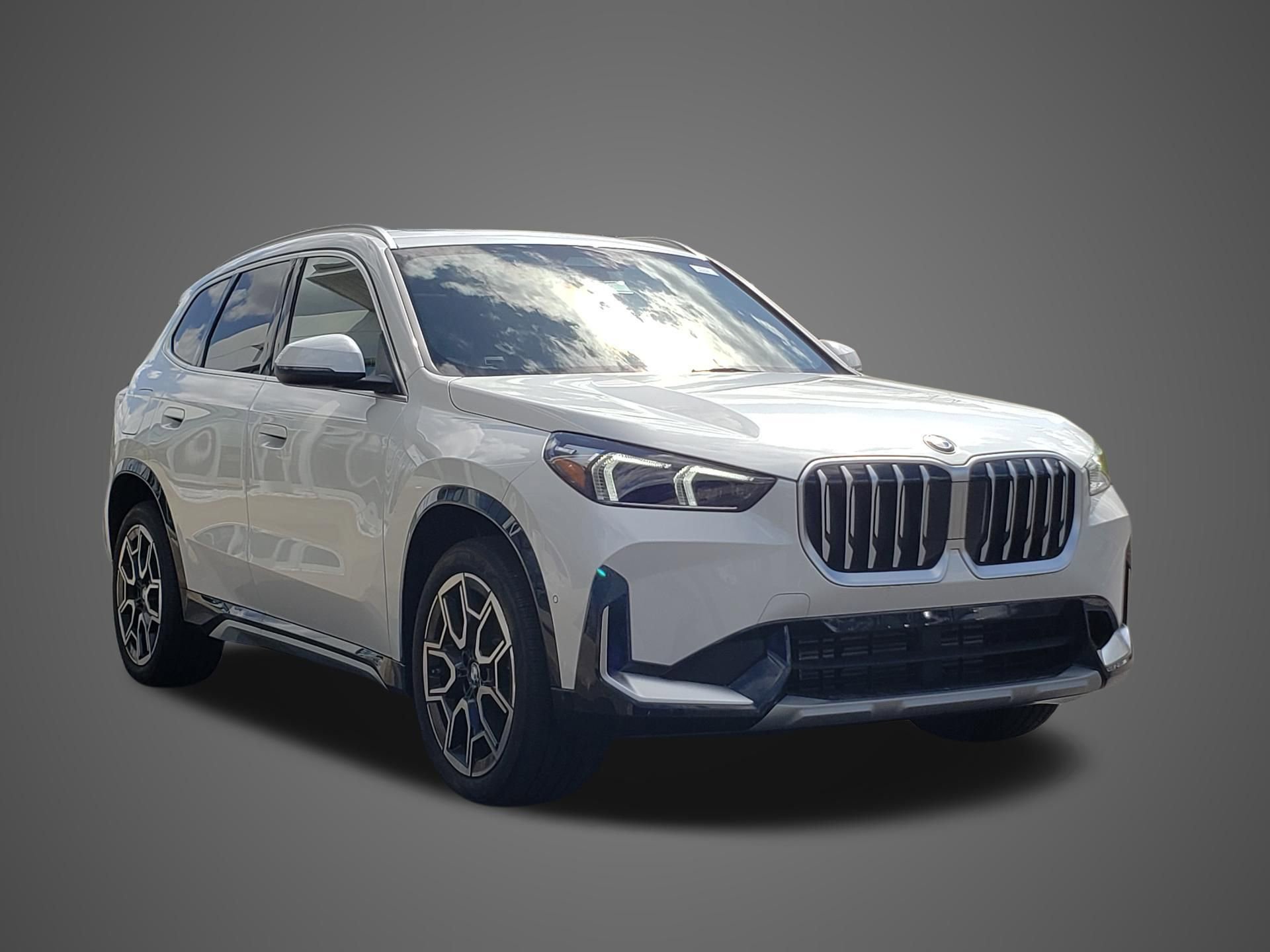 New 2026 BMW X1 xDrive28i w/ Convenience Package AWD/4WD image 3
