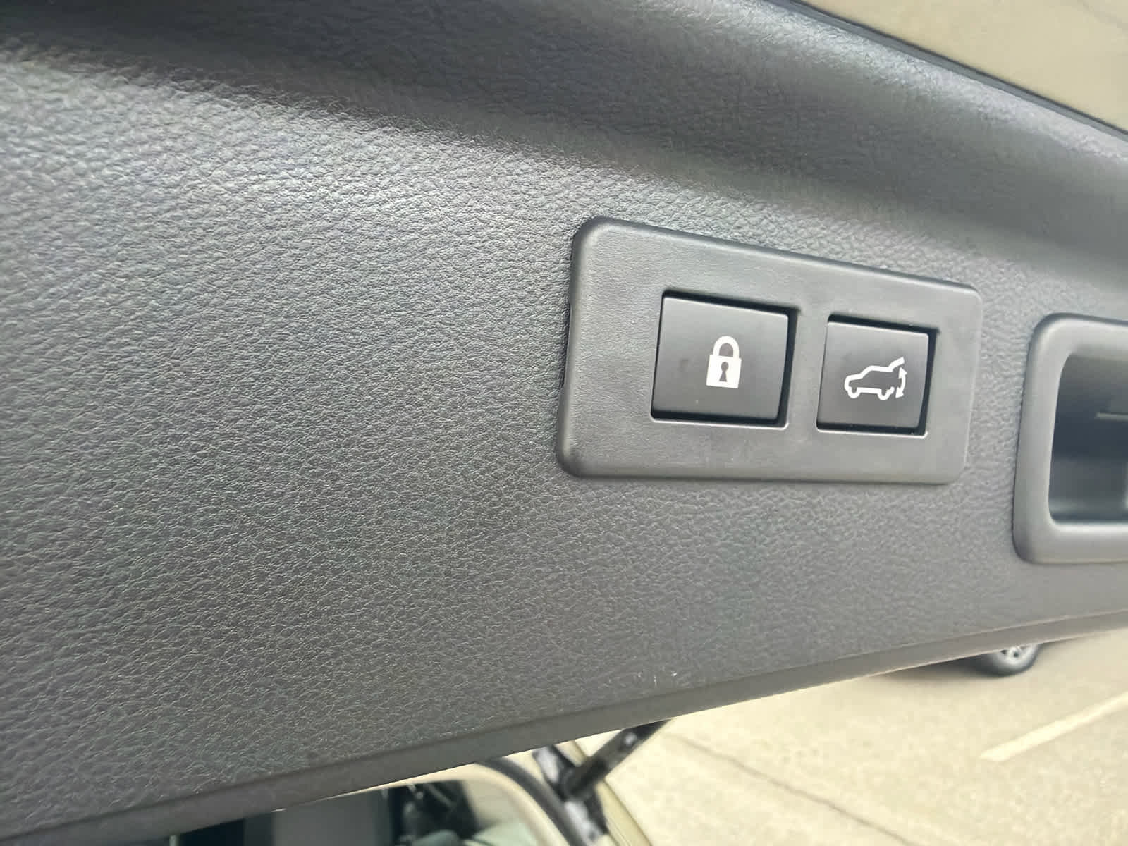 Used 2023 Subaru Forester Touring image 10