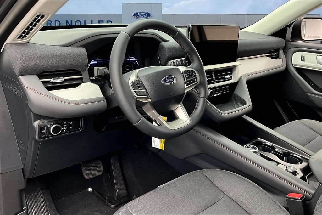 New 2026 Ford Explorer Active AWD/4WD image 7
