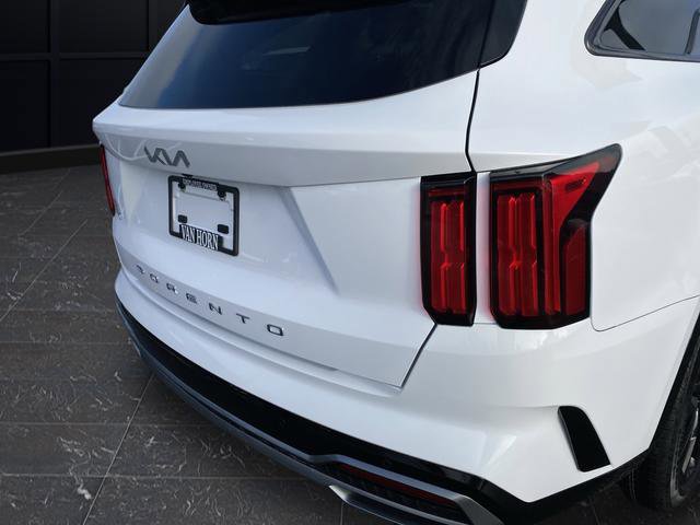 Certified 2022 Kia Sorento SX image 41