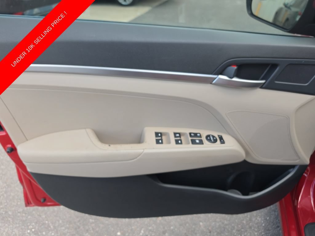 Used 2020 Hyundai Elantra SE w/ Cargo Package (C1) FWD image 15