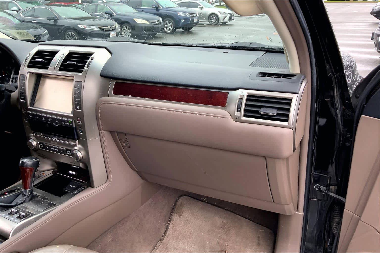 Used 2017 Lexus GX 460 Premium AWD/4WD image 19