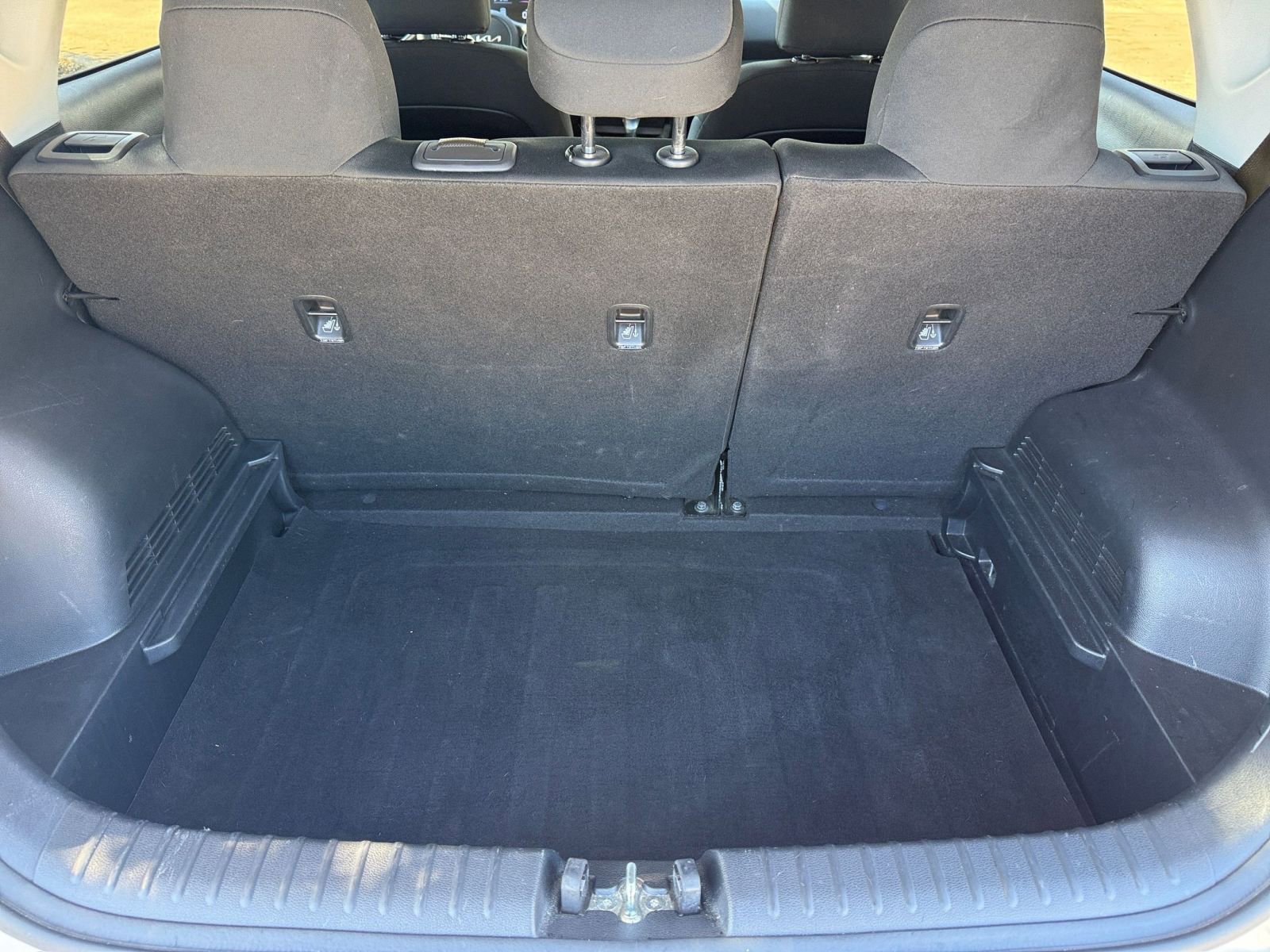 Used 2024 Kia Soul LX w/ Option Group 015 image 31