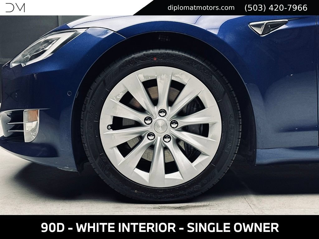 Used 2017 Tesla Model S 90D AWD/4WD image 37