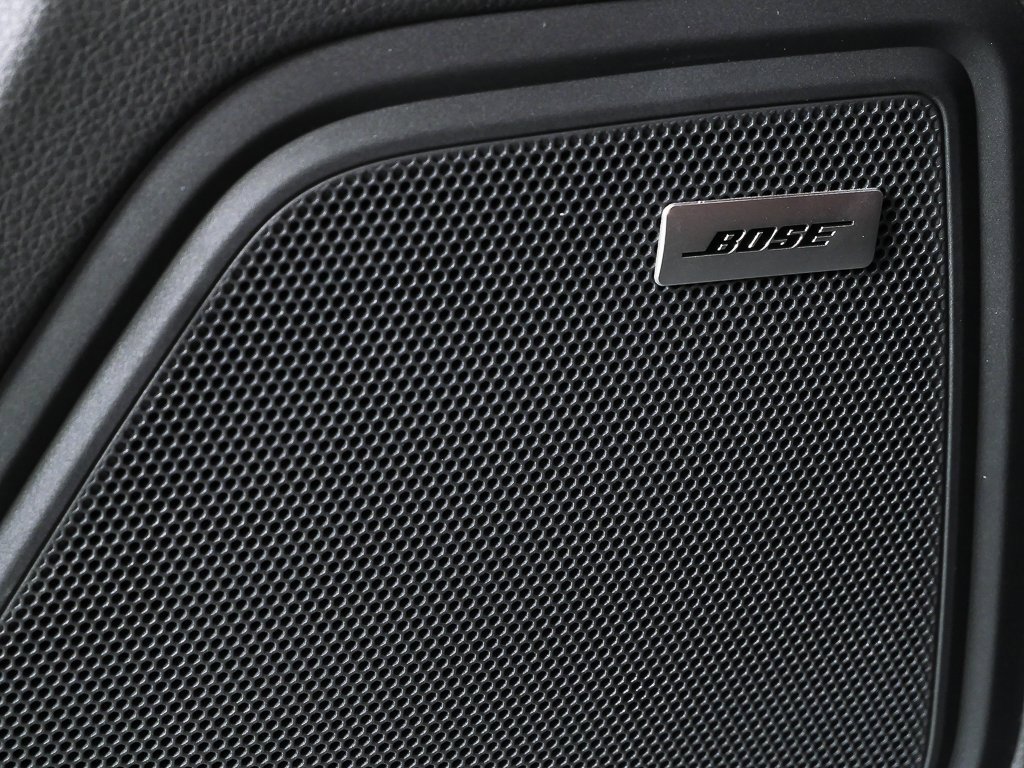 New 2026 Porsche Macan Turbo image 7