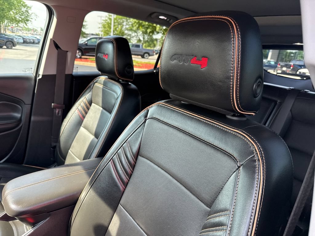 Used 2023 GMC Terrain AT4 w/ Infotainment Package II AWD/4WD image 13