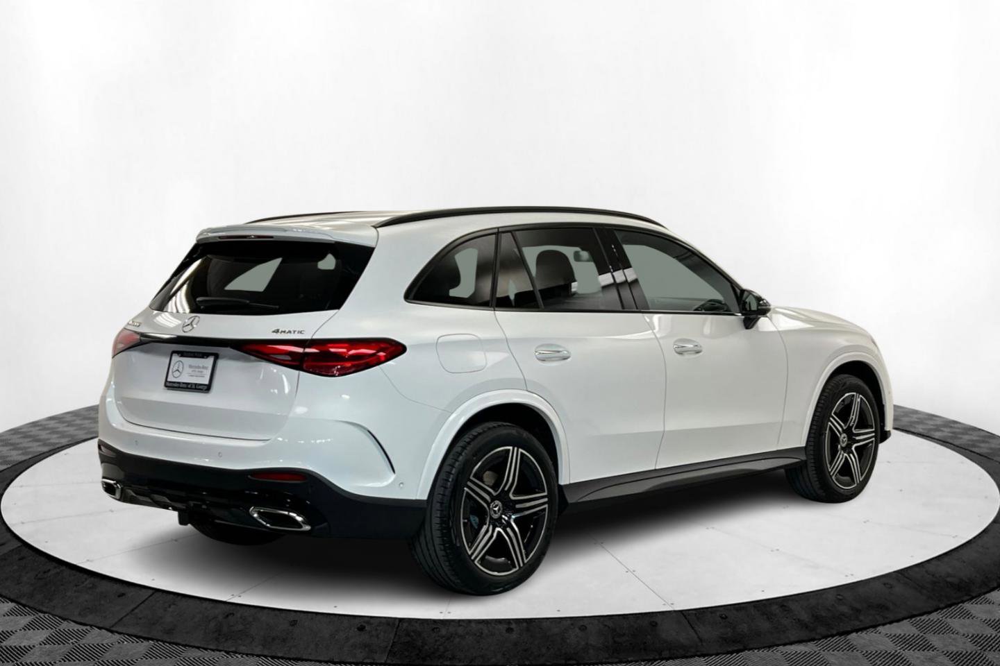 New 2026 Mercedes-Benz GLC 300 4MATIC image 5