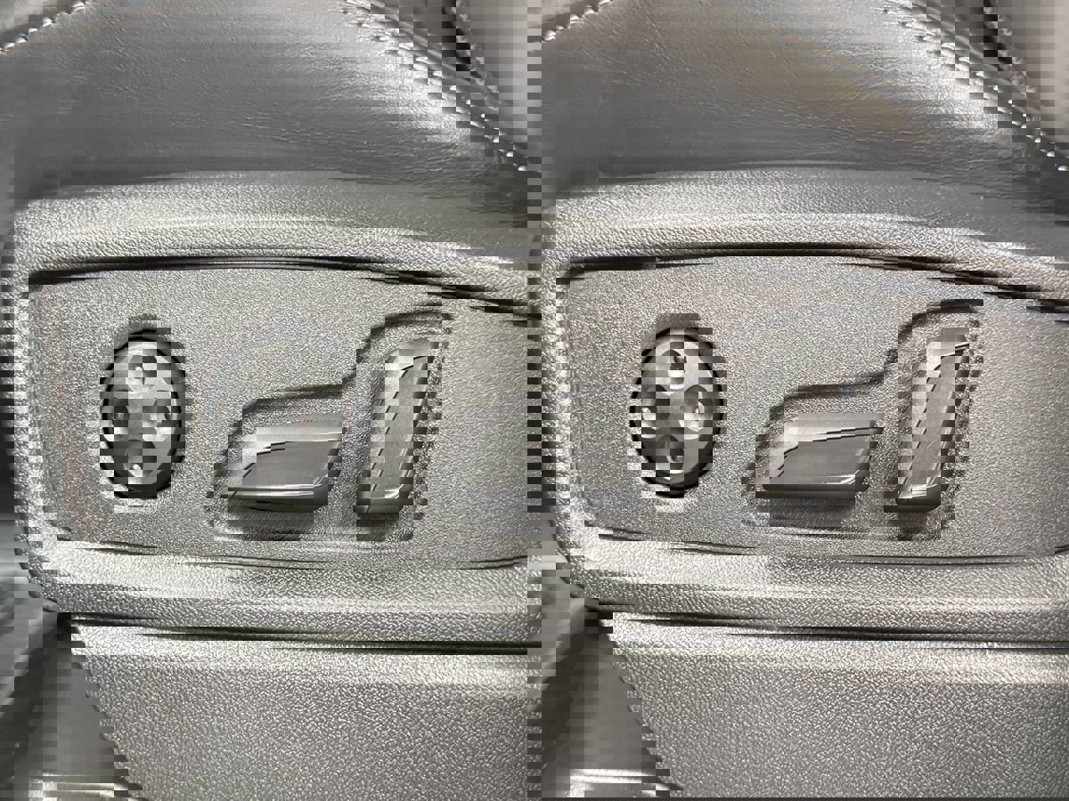 Used 2023 Audi SQ5 Premium Plus w/ Premium Plus Package image 32