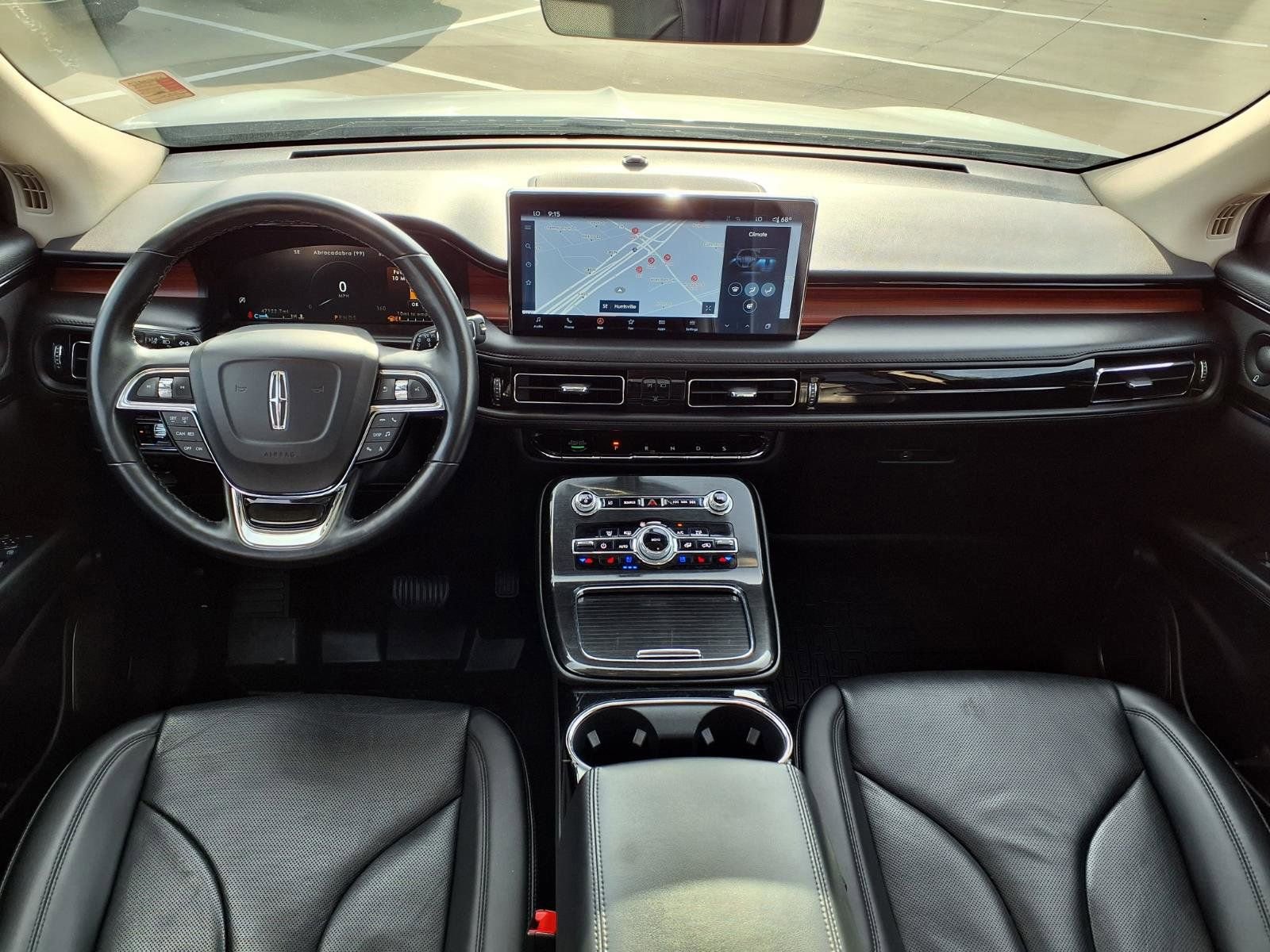 Used 2022 Lincoln Nautilus Reserve w/ Luxury Package image 10