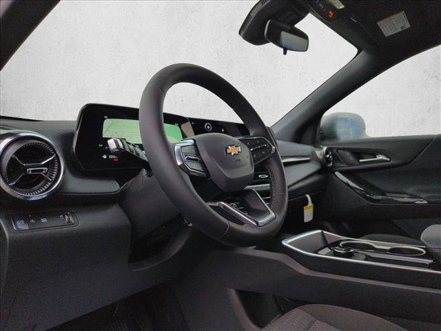 New 2026 Chevrolet Equinox LT FWD image 3