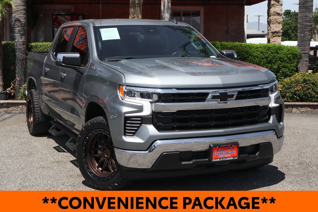 Used 2024 Chevrolet Silverado 1500 LT RWD image 2