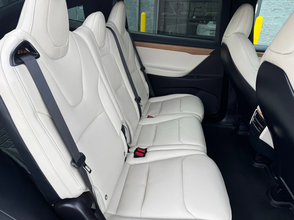 Used 2020 Tesla Model X Long Range image 43