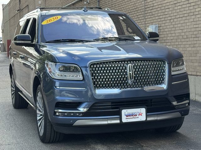 Used 2020 Lincoln Navigator L Reserve w/ Luxury Package AWD/4WD image 45