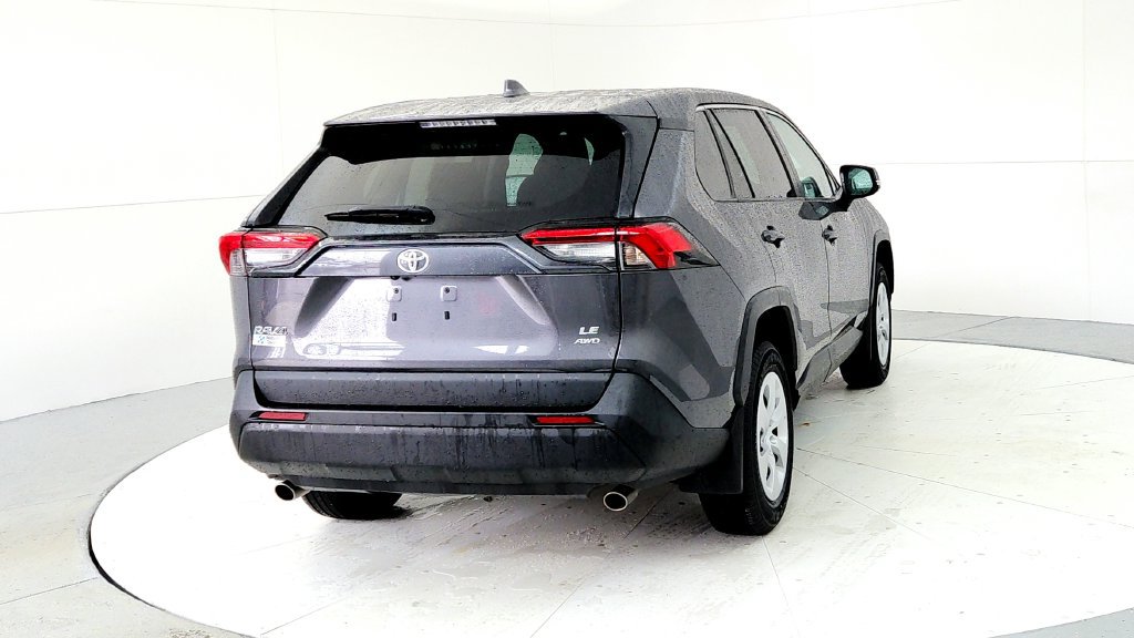 Certified 2024 Toyota RAV4 LE AWD/4WD image 5
