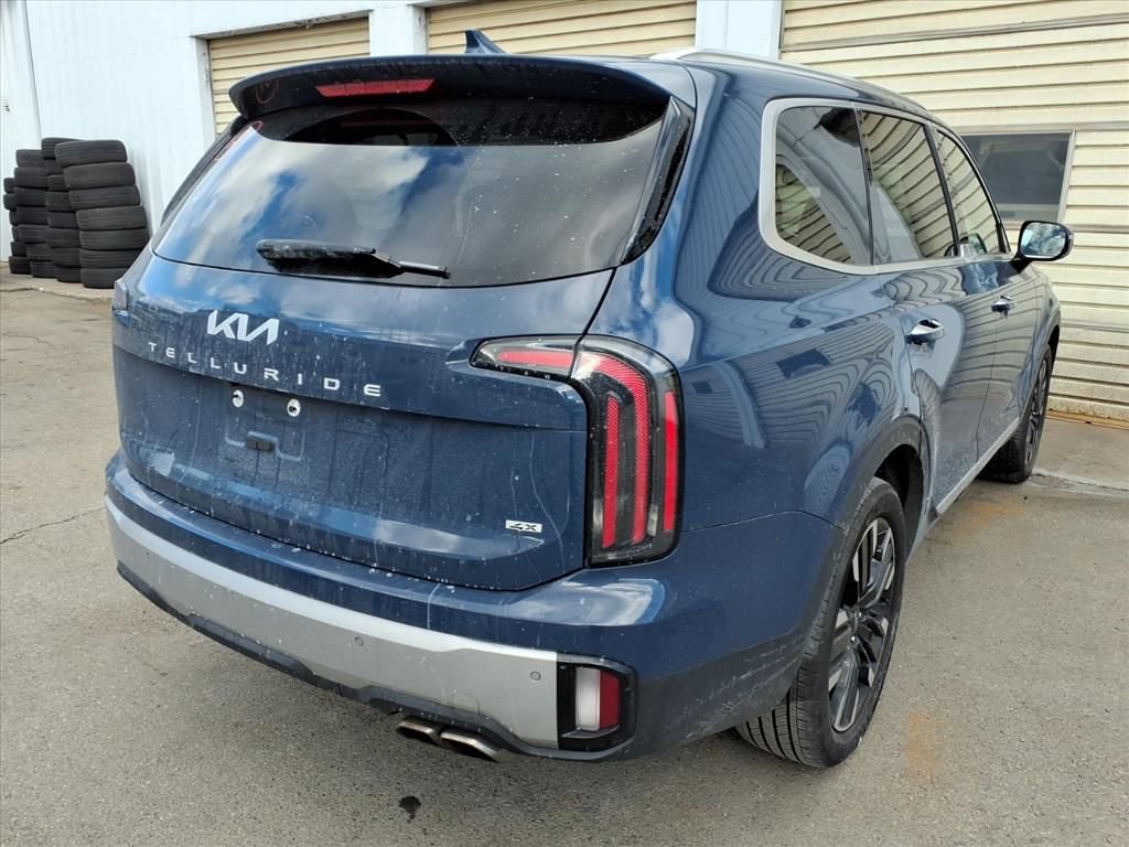 Used 2023 Kia Telluride SX image 4