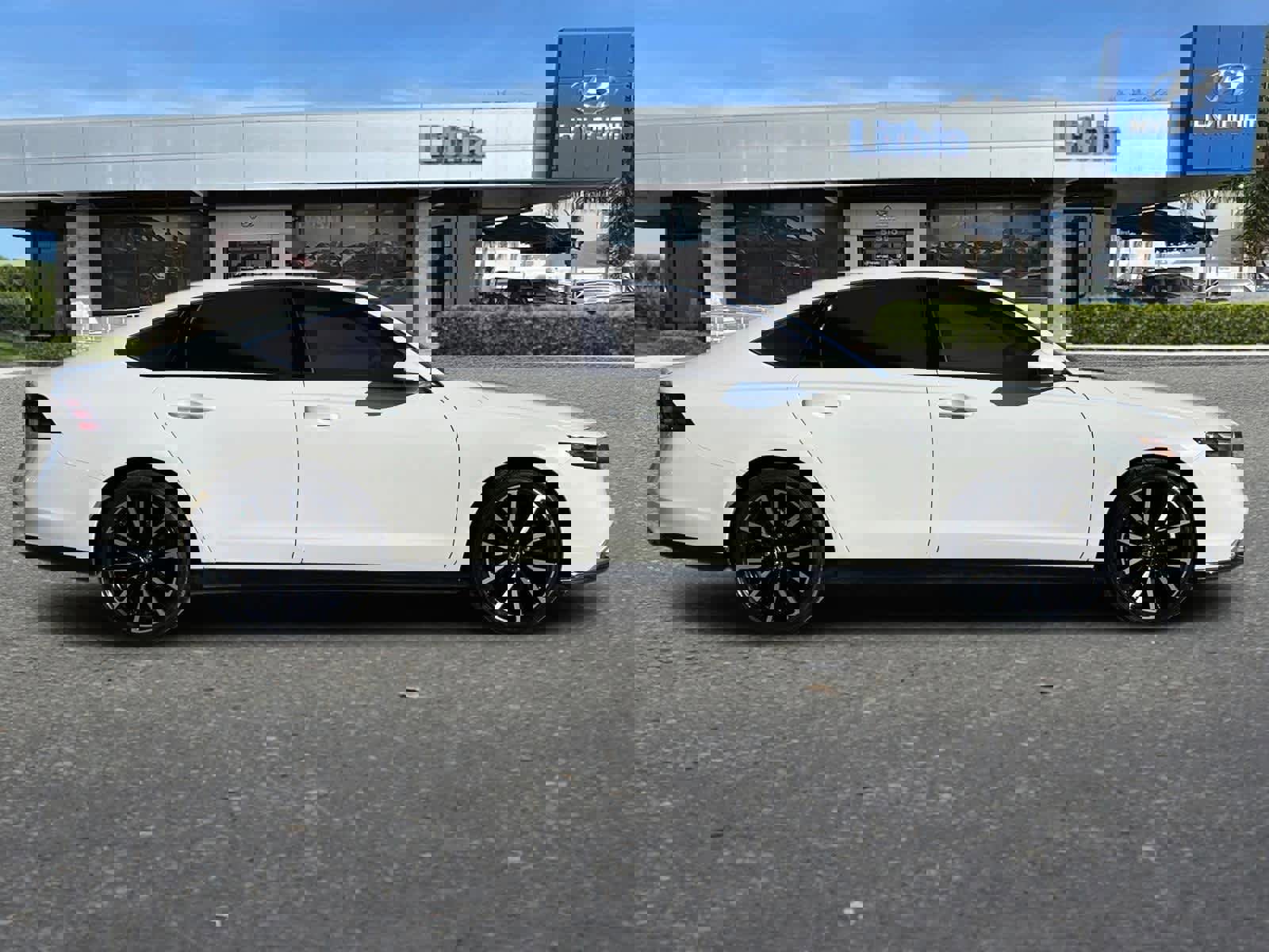 Used 2024 Honda Accord Touring image 9