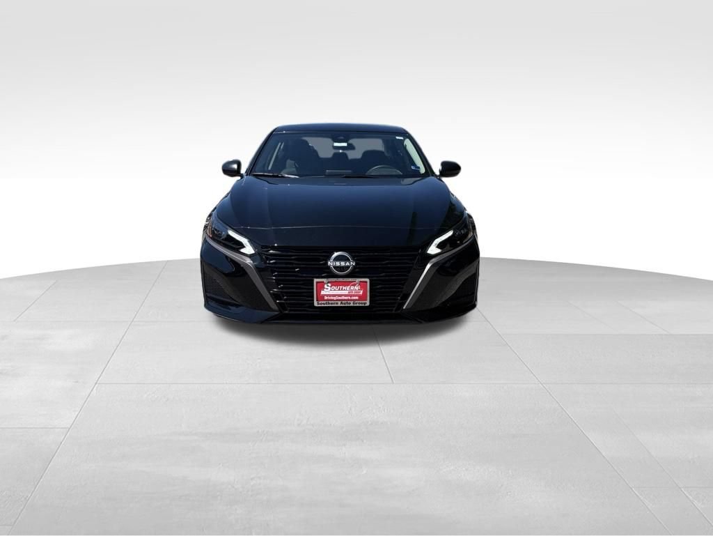 New 2026 Nissan Altima 2.5 SV AWD/4WD image 8