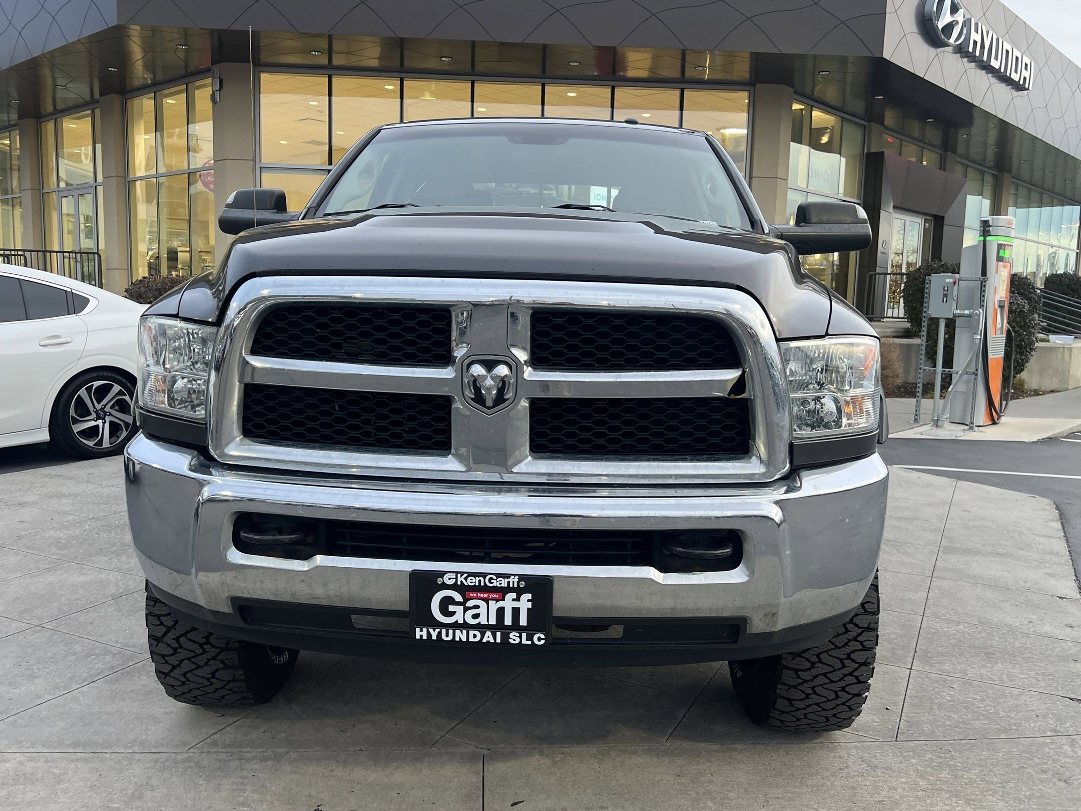 Used 2016 RAM 2500 Tradesman w/ Chrome Appearance Group image 10