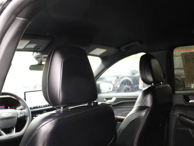 Used 2024 Ford Escape ST-Line w/ Tech Pack #1 image 15