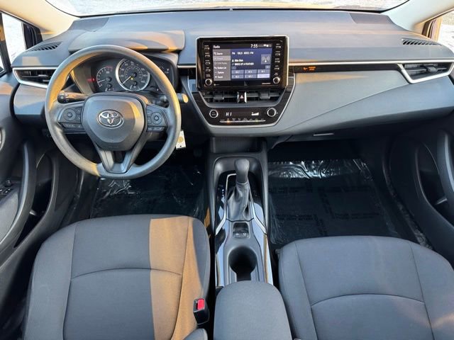Used 2021 Toyota Corolla LE w/ Carpet Mat Package (TMS) image 10