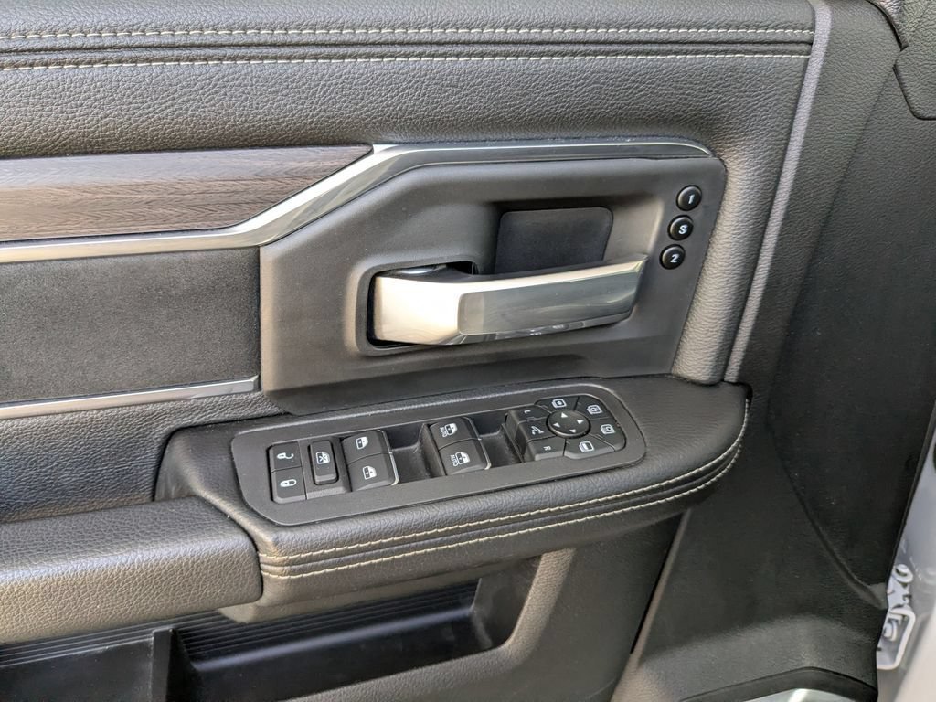 Used 2026 RAM 2500 Laramie AWD/4WD image 26