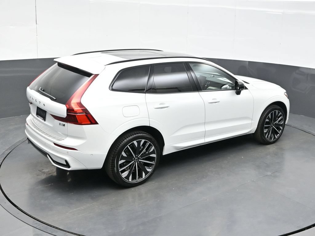 New 2026 Volvo XC60 B5 Ultra w/ Climate Package AWD/4WD image 37