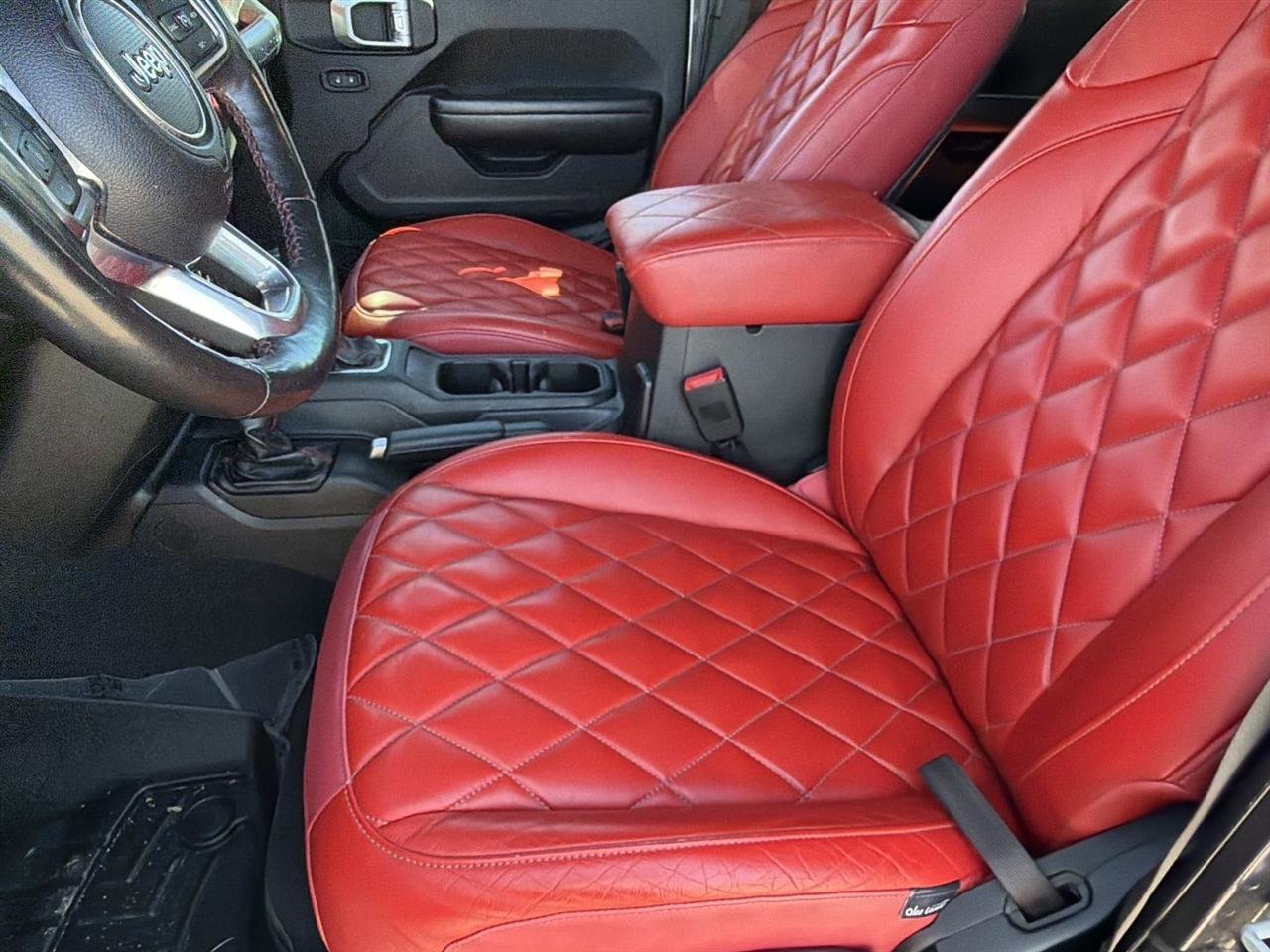 Used 2019 Jeep Wrangler Unlimited Rubicon w/ Advanced Safety Group image 14